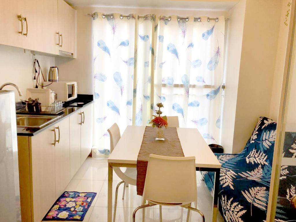 Smdc Tagaytay Taal Lake Condo Cook Netflix No Balcony No Free Parking Tagaytay City Extérieur photo